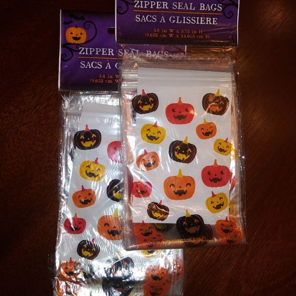Other - 🎃 Halloween Pumpkin Zipper seal bags 2pack bundle